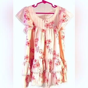 NWT Ele Story Dusty Peach Floral Flutter Sleeve Tiered Dress